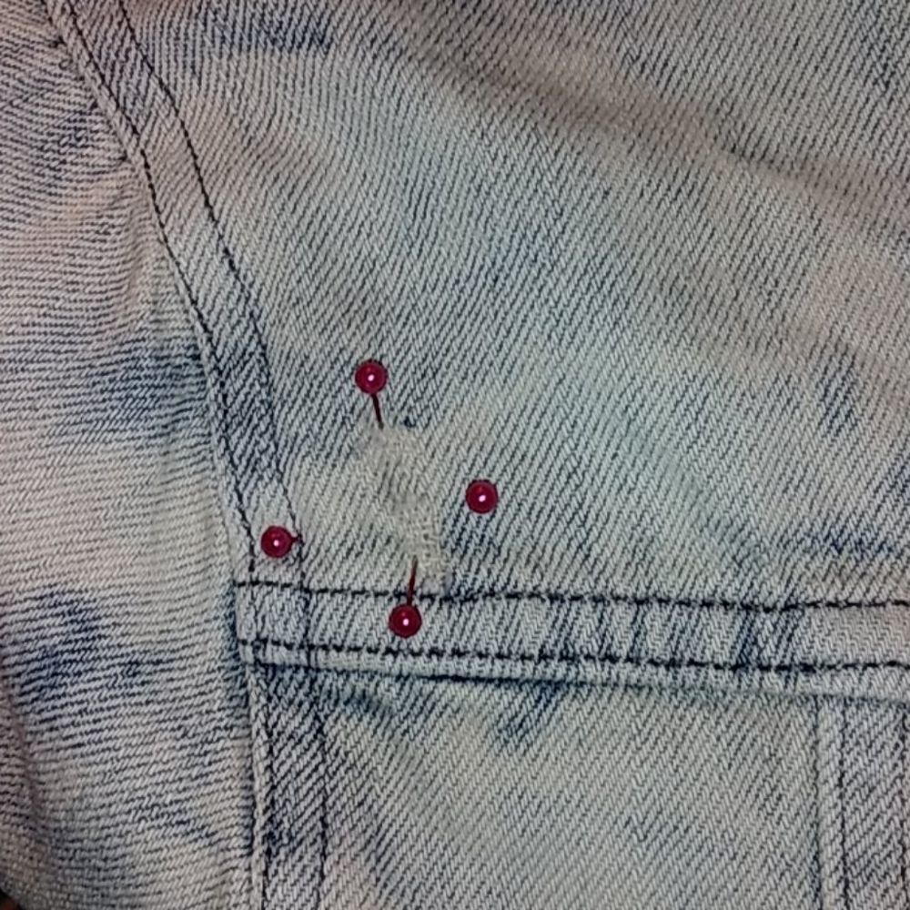 TR Levi's Positively Superior Acid Wash - EUC - Picture 7 of 7